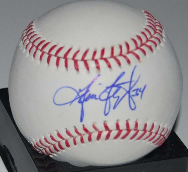 GAVIN FLOYD SIGNED MAJOR LEAGUE BASEBALL (WHITE SOX – PHILLIES – INDIANS) W/COA  COLLECTIBLE MEMORABILIA