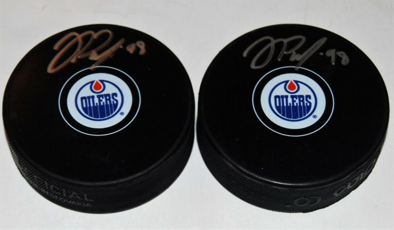 JESSE PULJUJARVI SIGNED (EDMONTON OILERS) SOUVENIR AUTOGRAPHED HOCKEY PUCK W/COA  COLLECTIBLE MEMORABILIA