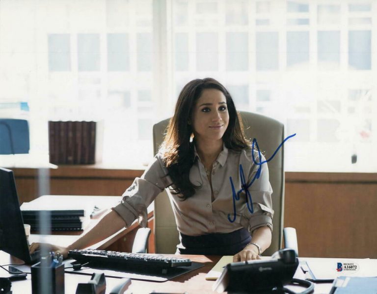 MEGHAN MARKLE, DUCHESS OF SUSSEX SIGNED AUTOGRAPH 11×14 PHOTO – PRINCE HARRY B  COLLECTIBLE MEMORABILIA
