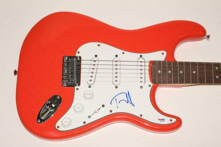 TOM MORELLO SIGNED AUTOGRAPH FENDER BRAND ELECTRIC GUITAR – AUDIOSLAVE, RATM PSA COLLECTIBLE MEMORABILIA