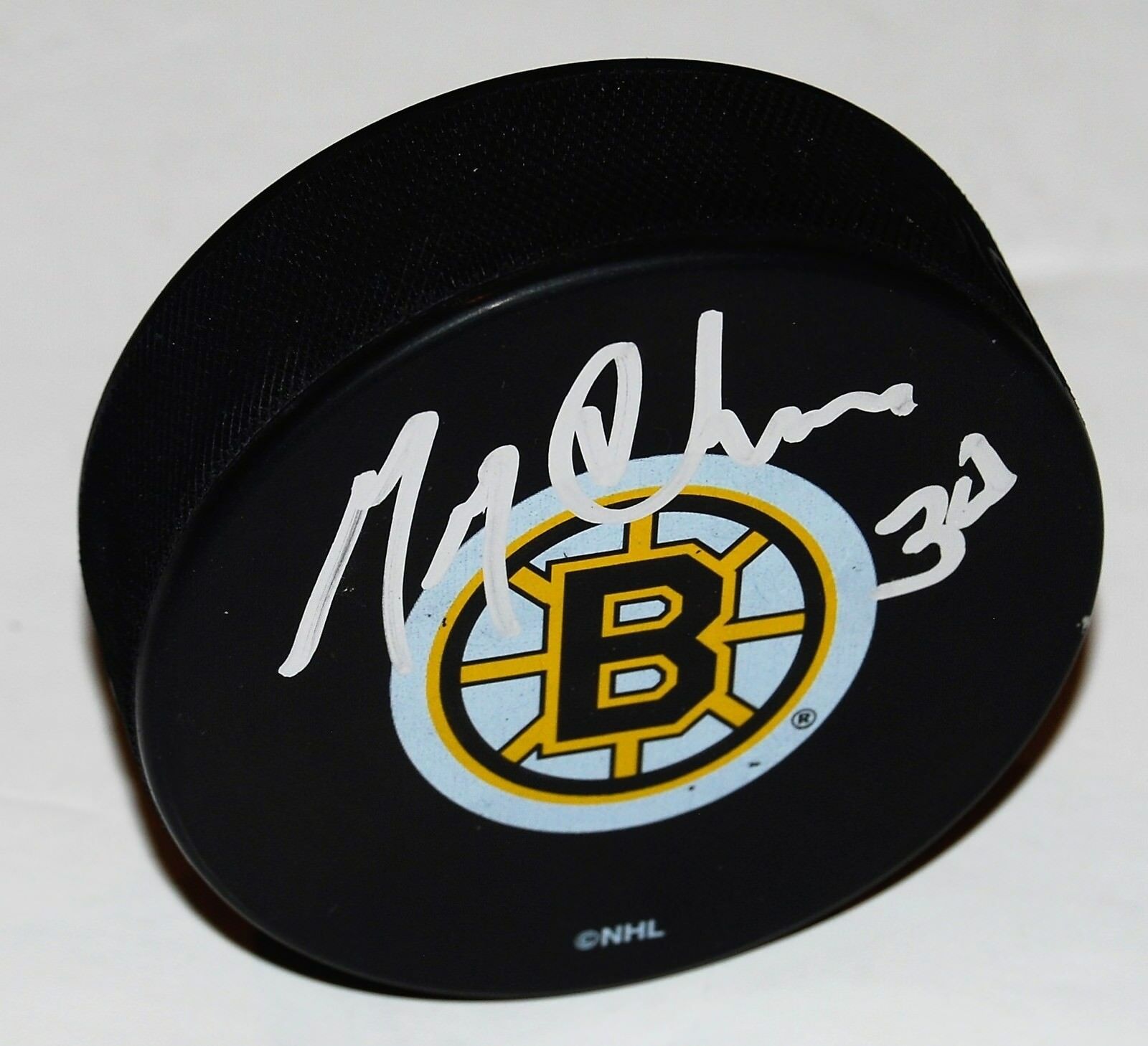 GARY CHEEVERS signed (BOSTON BRUINS) *PROOF* hockey puck W/COA ...