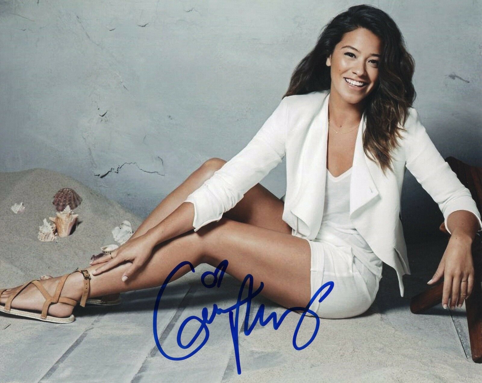 Gina Rodriguez Jane the Virgin Filly Brown Signed 8x10 Photo w/COA A