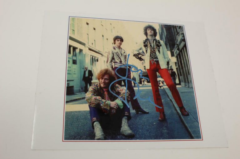 JACK BRUCE SIGNED AUTOGRAPH 8X10 PHOTO – CREAM, FRESH, WHEELS OF FIRE, GOODBYE  COLLECTIBLE MEMORABILIA