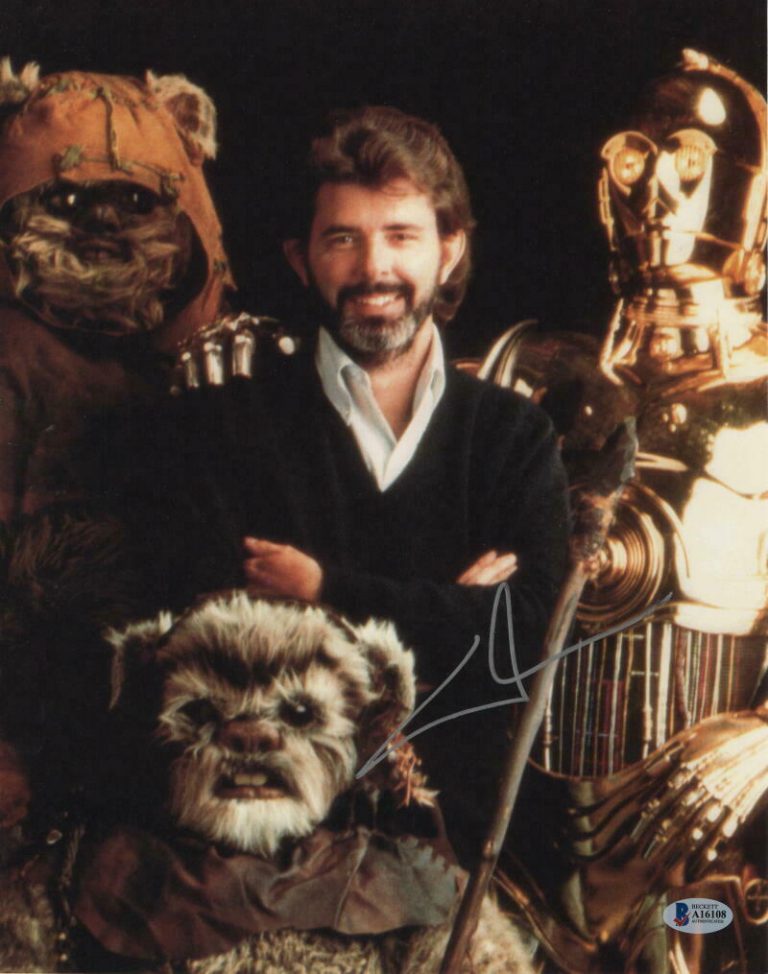 GEORGE LUCAS SIGNED AUTOGRAPH 11×14 PHOTO – STAR WARS, INDIANA JONES, BECKETT G  COLLECTIBLE MEMORABILIA