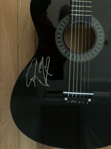 POST MALONE SIGNED AUTOGRAPH GUITAR – FULL-SIZE BLACK ACOUSTIC, STONEY, CIRCLES  COLLECTIBLE MEMORABILIA