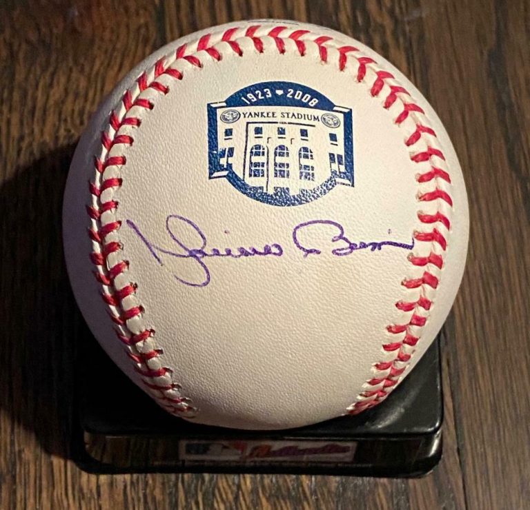 MARIANO RIVERA SIGNED AUTOGRAPHED BASEBALL OMLB NEW YORK YANKEES HOF LEGEND COA  COLLECTIBLE MEMORABILIA