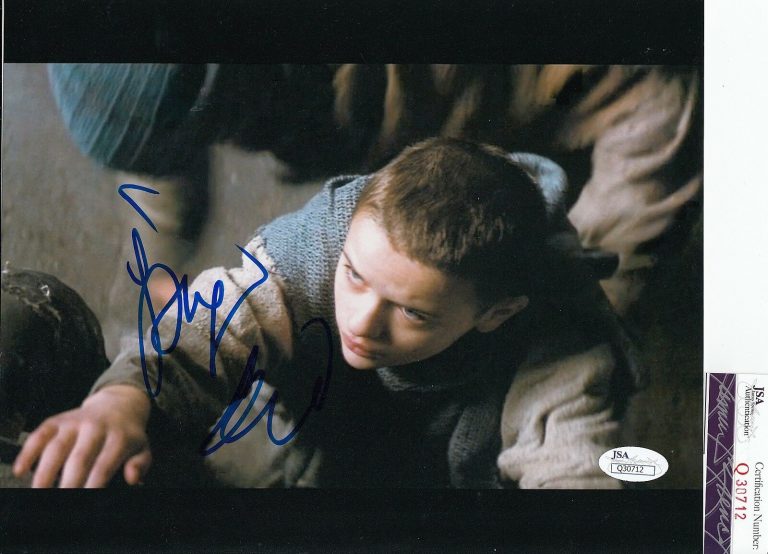 JOEY KING SIGNED AUTOGRAPHED BATMAN DARK KNIGHT 8×10 JSA AUTHENTIC Q30712  COLLECTIBLE MEMORABILIA