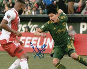 MARCO FARFAN SIGNED (PORTLAND TIMBERS) SOCCER *MLS MVP* 8X10 PHOTO W/COA  COLLECTIBLE MEMORABILIA