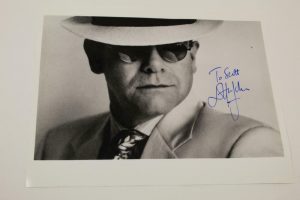 ELTON JOHN SIGNED AUTOGRAPH 8X10 PHOTO – GOODBYE YELLOW BRICK ROAD, REAL COA  COLLECTIBLE MEMORABILIA