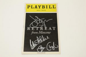 THE RETREAT FROM MOSCOW SIGNED AUTOGRAPH BROADWAY PLAYBILL – JOHN LITHGOW +2  COLLECTIBLE MEMORABILIA