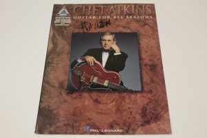CHET ATKINS SIGNED AUTOGRAPH GUITAR FOR ALL SEASONS SHEET MUSIC BOOK – VERY RARE  COLLECTIBLE MEMORABILIA