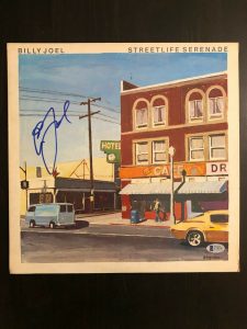 BILLY JOEL SIGNED AUTOGRAPH – VINYL ALBUM RECORD LP STREETLIFE SERENADE B  COLLECTIBLE MEMORABILIA