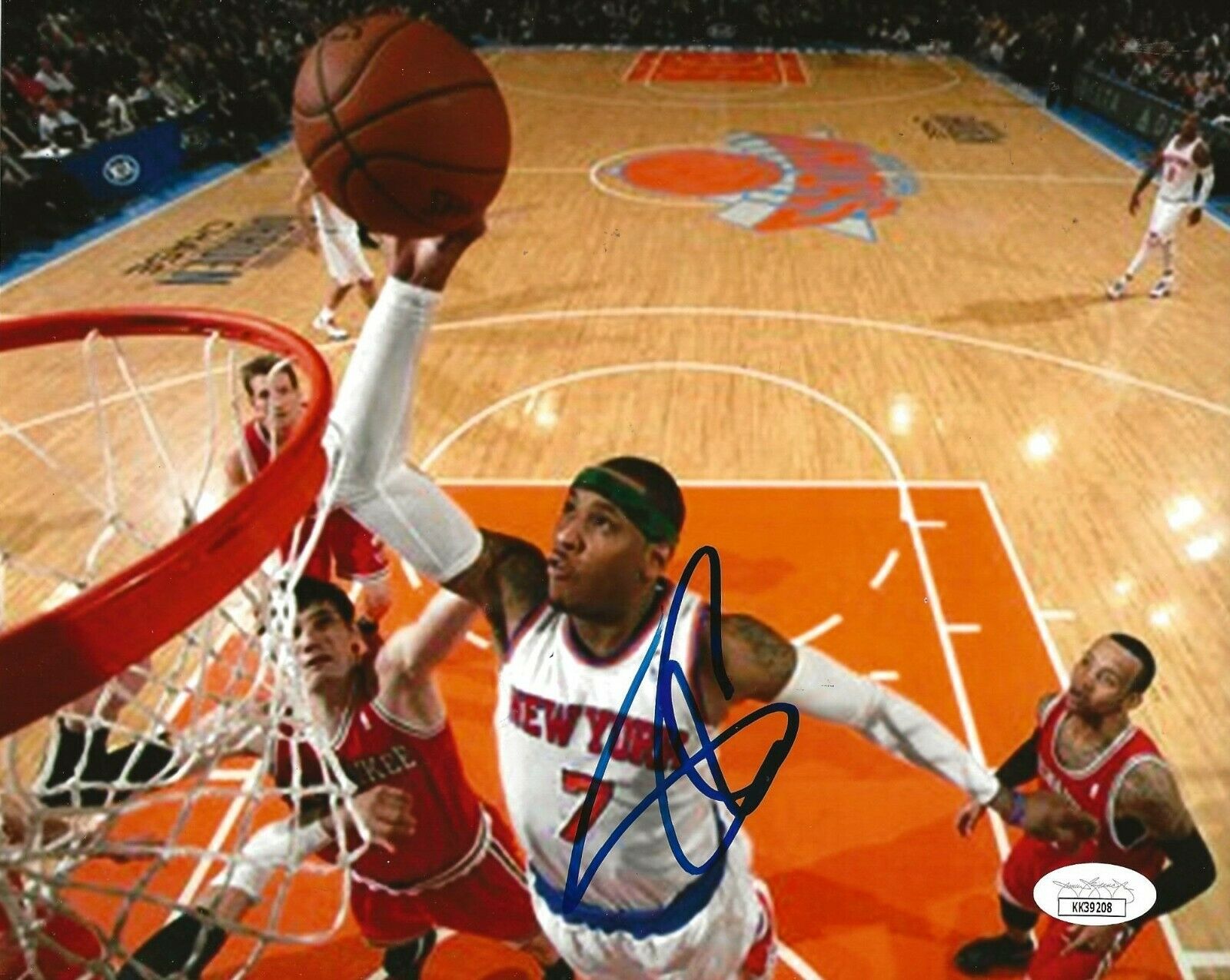 CARMELO ANTHONY SIGNED NEW YORK KNICKS 8×10 PHOTO AUTOGRAPHED MELO JSA  COLLECTIBLE MEMORABILIA