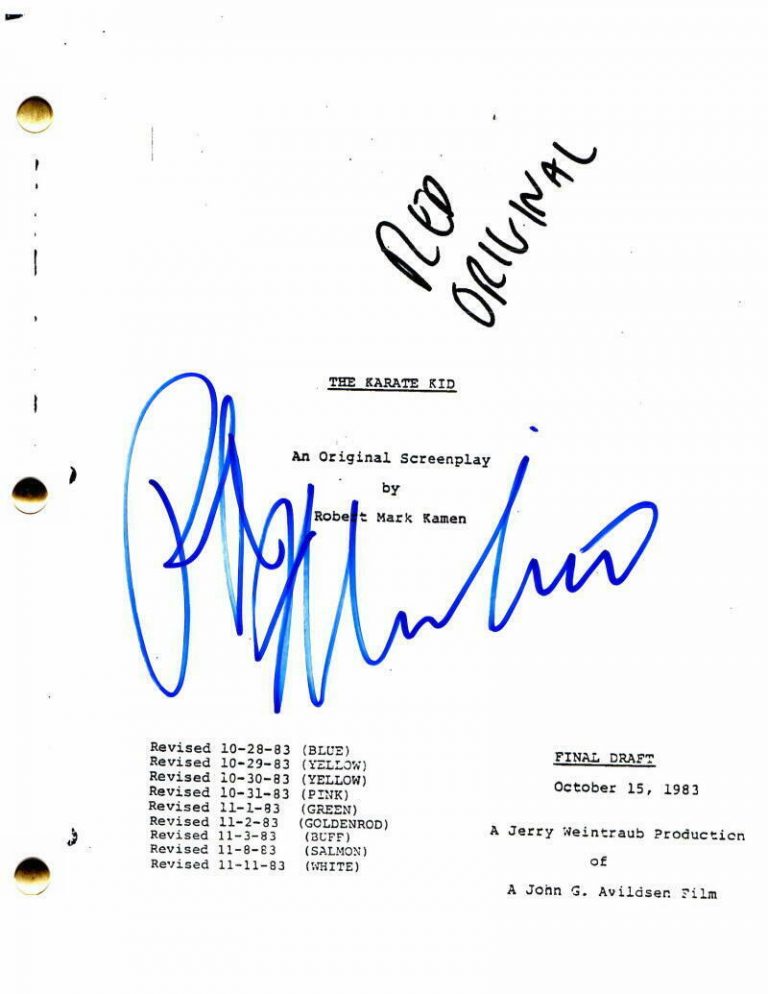 The Queen's Gambit TV Signed Script Autograph Screenplay 