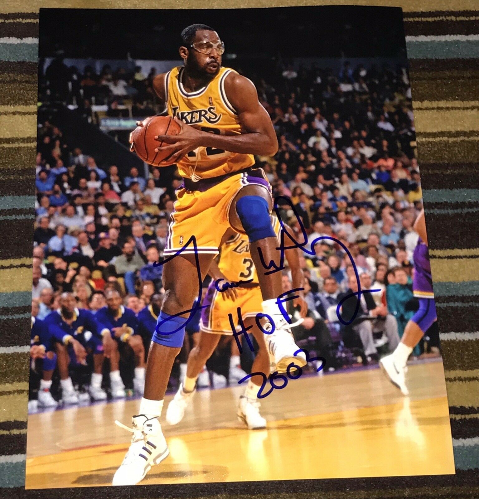 JAMES WORTHY SIGNED AUTOGRAPH BASKETBALL STAR ACTION RARE 11x14 PHOTO ...