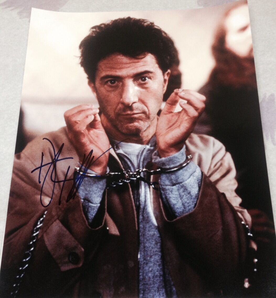 DUSTIN HOFFMAN SIGNED AUTOGRAPH CLASSIC VINTAGE HANDCUFFS SCENE 11x14