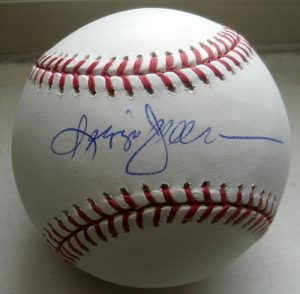 REGGIE JACKSON SIGNED OFFICIAL M.L. BASEBALL NY YANKEES  COLLECTIBLE MEMORABILIA