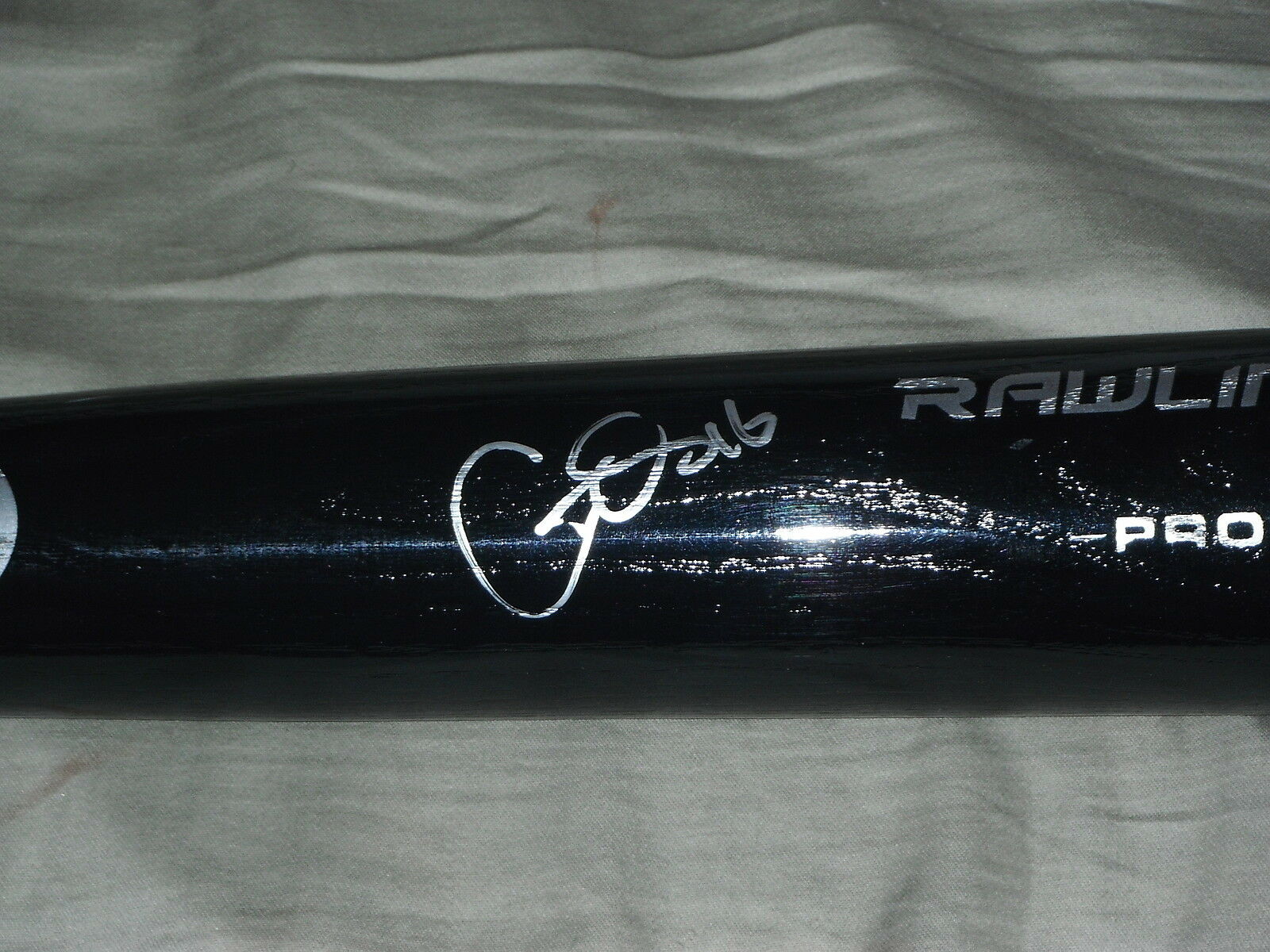 ARIZONA DIAMONDBACKS CHRIS OWINGS SIGNED RAWLINGS PRO STYLE BAT Collectible Memorabilia