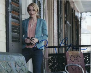 AMY RYAN – SIGNED AUTOGRAPH 8X10 PHOTO – GONE BABY GONE, HOLLY FLAX THE OFFICE  COLLECTIBLE MEMORABILIA