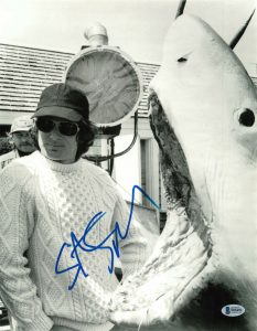 STEVEN SPIELBERG SIGNED 11X14 PHOTO JAWS E.T. BECKETT BAS AUTOGRAPH AUTO B  COLLECTIBLE MEMORABILIA