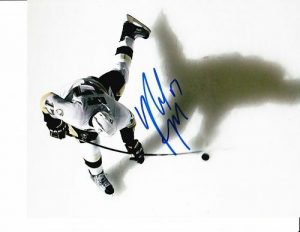 PITTSBURGH PENGUINS MICHAEL RUPP SIGNED SHOOTING 8X10  COLLECTIBLE MEMORABILIA