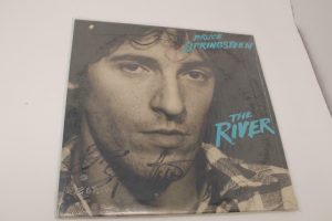 BRUCE SPRINGSTEEN SIGNED AUTOGRAPH ALBUM RECORD – THE RIVER E STREET BAND REAL  COLLECTIBLE MEMORABILIA