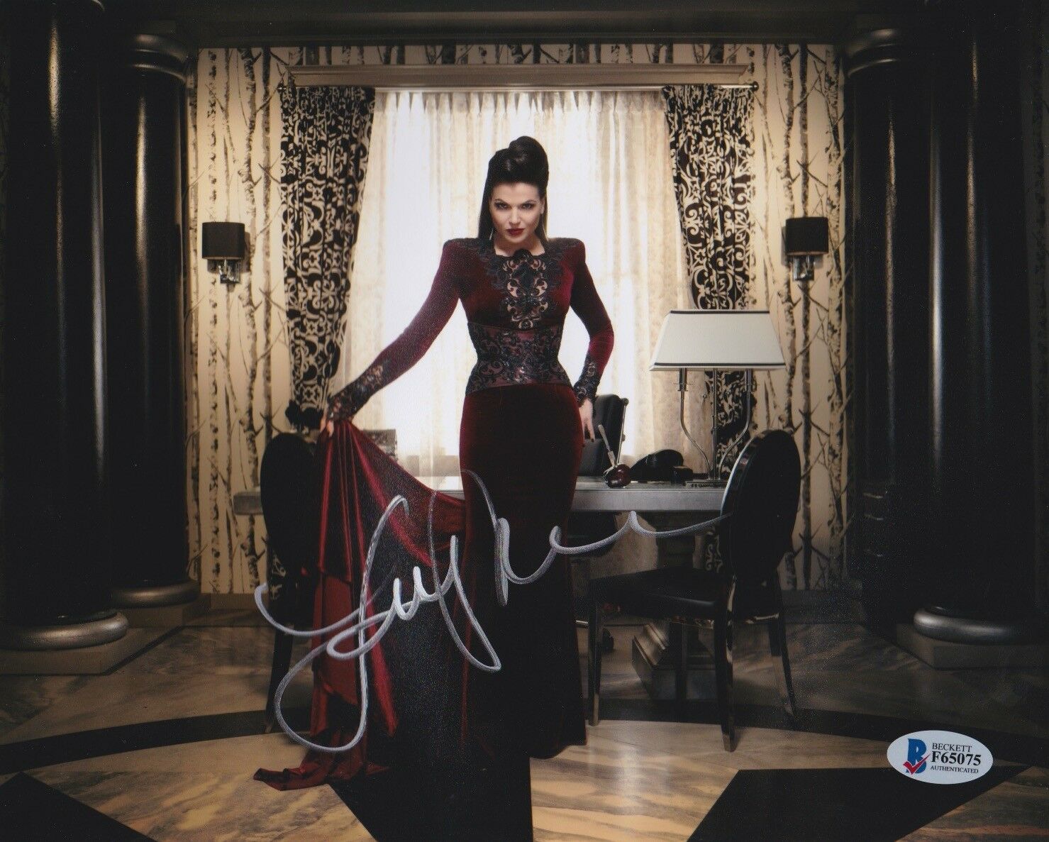 LANA PARRILLA SIGNED 8X10 PHOTO ONCE UPON TIME BECKETT BAS AUTOGRAPH ...