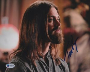 TOM PAYNE SIGNED 8X10 PHOTO WALKING DEAD BECKETT BAS AUTOGRAPH AUTO COA A  COLLECTIBLE MEMORABILIA