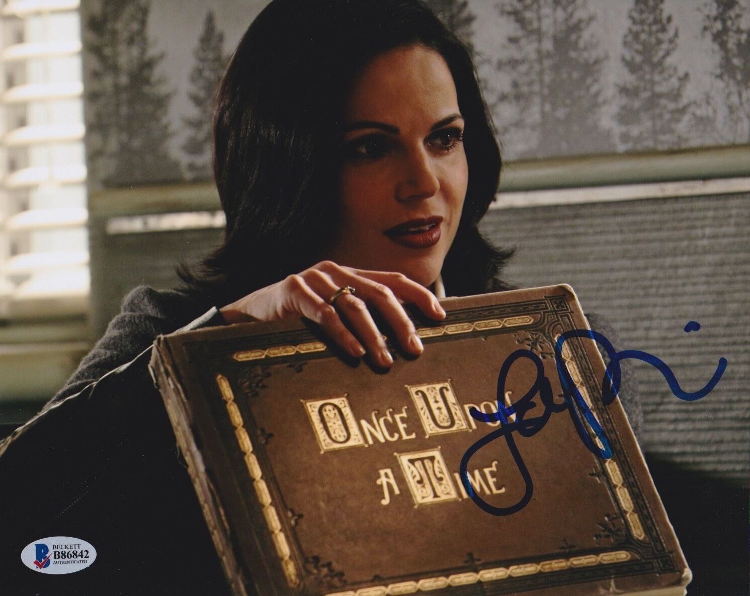 LANA PARRILLA SIGNED 8X10 PHOTO ONCE UPON A TIME BECKETT BAS AUTOGRAPH ...