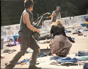 NORMAN REEDUS SIGNED 11X14 PHOTO WALKING DEAD BECKETT BAS AUTOGRAPH AUTO B  COLLECTIBLE MEMORABILIA