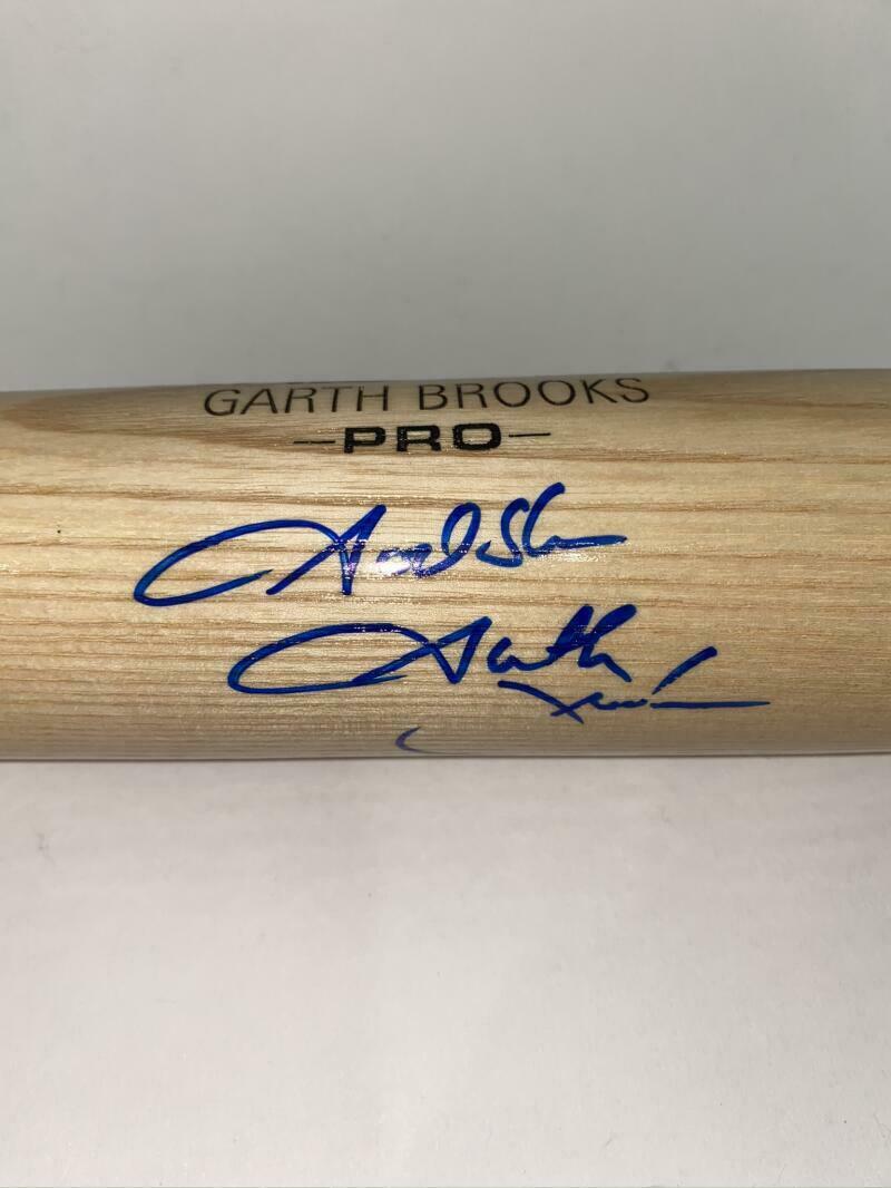 GARTH BROOKS SIGNED AUTOGRAPH FULL SIZE CUSTOM MODEL BASEBALL BAT ...