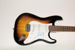DAVE GROHL SIGNED AUTOGRAPH FENDER BRAND ELECTRIC GUITAR NIRVANA, FOO FIGHTERS C  COLLECTIBLE MEMORABILIA