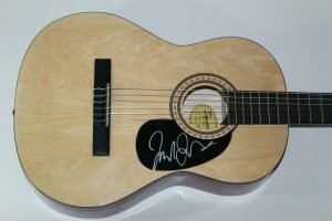 JACK JOHNSON SIGNED AUTOGRAPH FENDER BRAND ACOUSTIC GUITAR ON AND ONE TO THE SEA  COLLECTIBLE MEMORABILIA