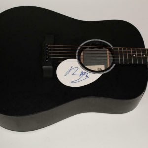 BONO SIGNED AUTOGRAPH C.F. MARTIN ACOUSTIC GUITAR - U2, JOSHUA TREE, WAR, BOY Collectible Memorabilia