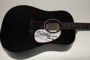 BB KING SIGNED AUTOGRAPH C.F. MARTIN ACOUSTIC GUITAR -THE KING OF BLUES LEGEND B  COLLECTIBLE MEMORABILIA