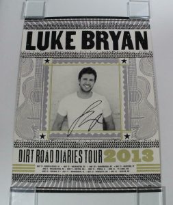 LUKE BRYAN SIGNED AUTOGRAPH CONCERT TOUR POSTER – DIRT ROAD DIARIES C 2013  COLLECTIBLE MEMORABILIA
