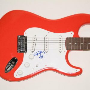 ANGUS YOUNG SIGNED AUTOGRAPH FENDER BRAND ELECTRIC GUITAR - AC/DC BACK IN BLACK COLLECTIBLE MEMORABILIA