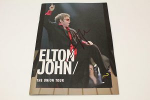 ELTON JOHN SIGNED AUTOGRAPH THE UNION TOUR PROGRAM BOOK – ROCKET MAN LEGEND RARE  COLLECTIBLE MEMORABILIA