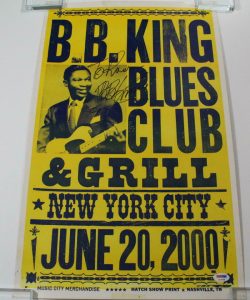 BB KING SIGNED AUTOGRAPH CONCERT POSTER – VERY RARE NYC NEW YORK 6/20/00 – PSA  COLLECTIBLE MEMORABILIA