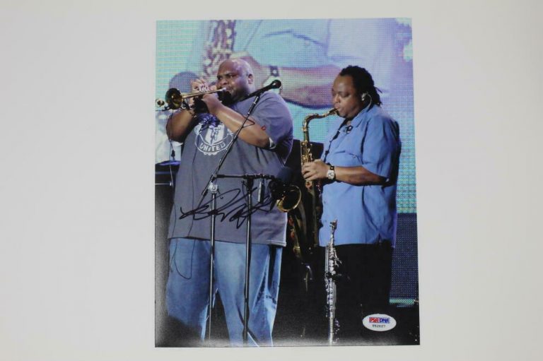RASHAWN ROSS SIGNED 8×10 PHOTO – WITH LEROI DAVE MATTHEWS BAND TURMPETER, PSA  COLLECTIBLE MEMORABILIA