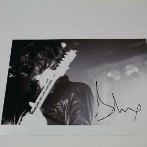 ALEX TURNER SIGNED AUTOGRAPH 8x10 PHOTO - ARCTIC MONKEYS, SUCK IT AND SEE, AM Collectible Memorabilia