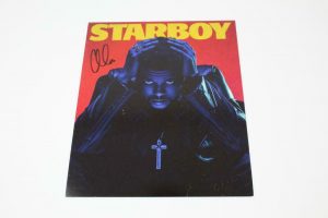THE WEEKND SIGNED AUTOGRAPH STARBOY 8X10 PHOTO – KISS LAND, AFTER HOURS B  COLLECTIBLE MEMORABILIA