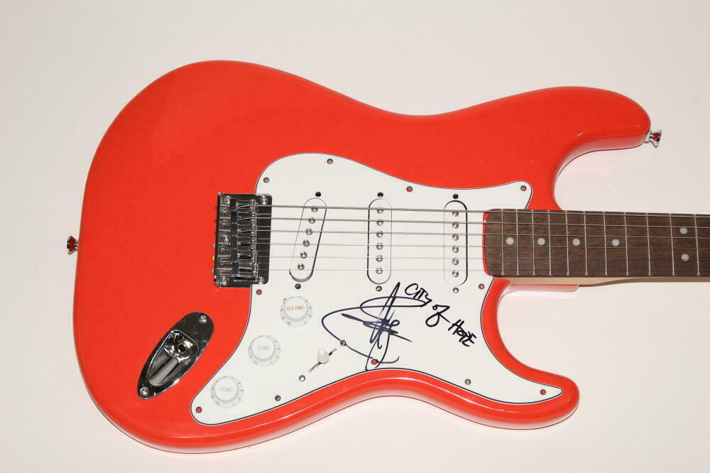 ARNEL PINEDA SIGNED AUTOGRAPH FENDER BRAND ELECTRIC GUITAR - JOURNEY ...