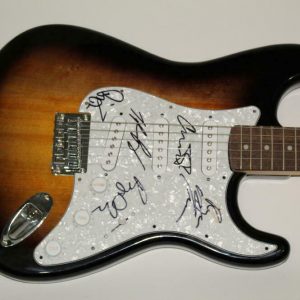 BAND OF HORSES X5 SIGNED AUTOGRAPH FENDER BRAND ELECTRIC GUITAR - BEN BRIDWELL + COLLECTIBLE MEMORABILIA