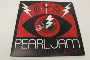 EDDIE VEDDER SIGNED AUTOGRAPH ALBUM VINYL RECORD – LIGHTNING BOLT PEARL JAM BAS  COLLECTIBLE MEMORABILIA