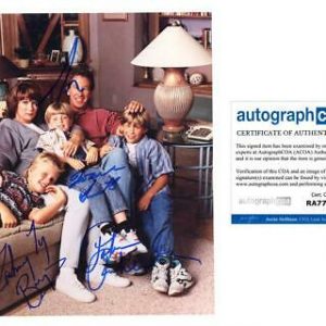 "Home Improvement" Cast AUTOGRAPH Signed 8x10 Photo - Tim Allen +3 ACOA Collectible Memorabilia