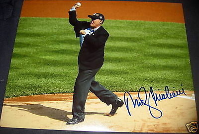 NASHVILLE PREDATORS NICK SPALING SIGNED PUCK  COLLECTIBLE MEMORABILIA