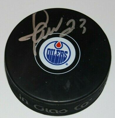 MARTIN GELINAS SIGNED (EDMONTON OILERS) AUTOGRAPHED NHL HOCKEY PUCK W/COA  COLLECTIBLE MEMORABILIA