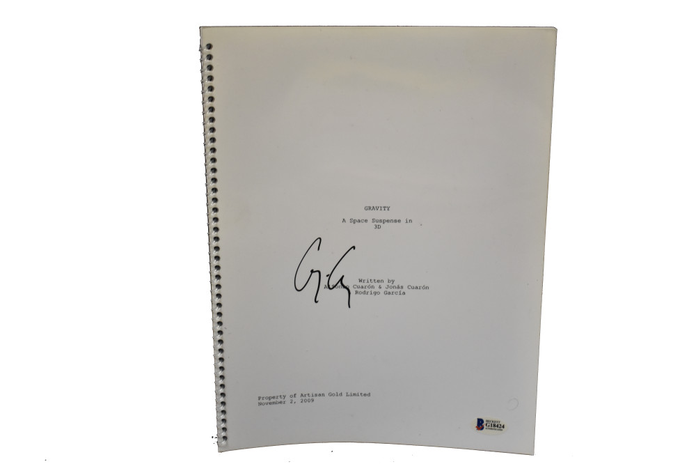 GEORGE CLOONEY SIGNED GRAVITY SCRIPT AUTHENTIC AUTOGRAPH BECKETT COA Collectible Memorabilia
