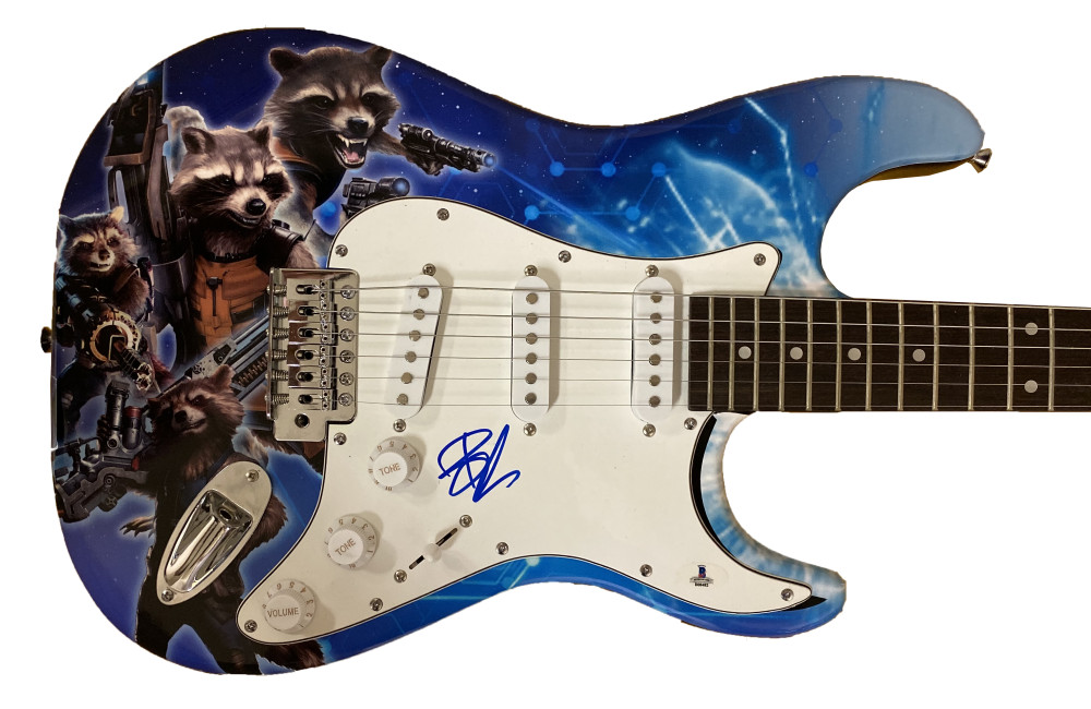 BRADLEY COOPER GUARDIANS OF THE GALAXY SIGNED FULL SIZE CUSTOM ELECTRIC GUITAR Collectible Memorabilia